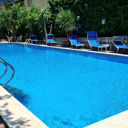 Ferienhaus Maison Chrilo, *